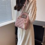 Gợi Ý Chọn Túi Tặng Bạn Gái Khiến Nàng Cực Kỳ Hài Lòng4
